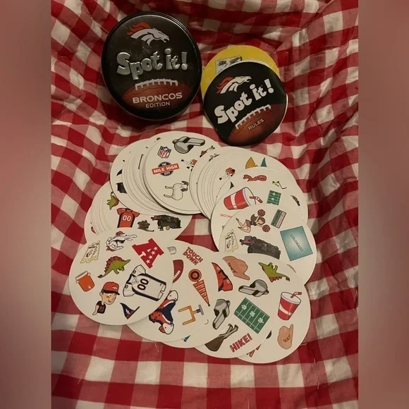 NFL Spot It! Denver Broncos Brand - Complete