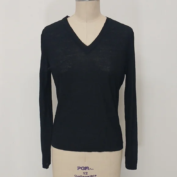 Vintage Banana Republic Wool Blend V-Neck Seater Size L