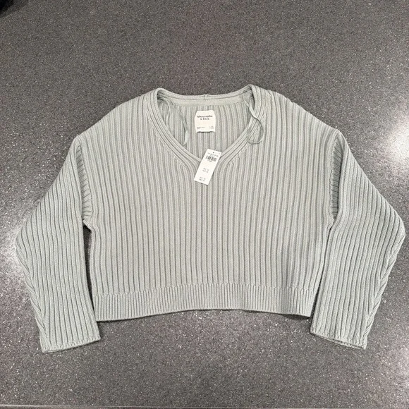 NEW Abercrombie And Fitch Oversized Cropped Ribbed‎ Sweater XS Sage Green