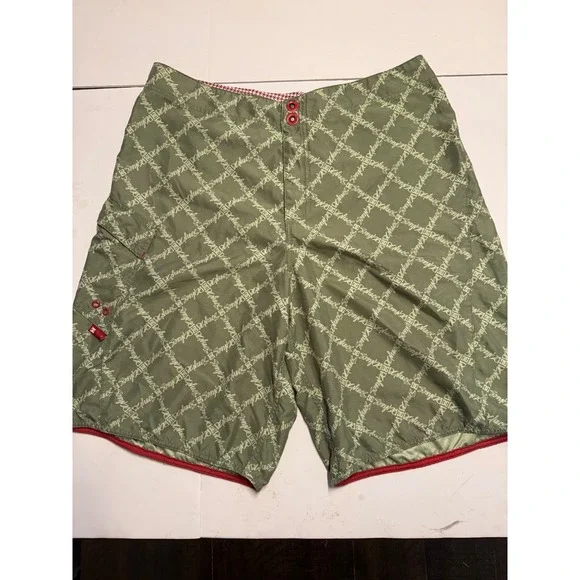 DC Shoes Mens Board Shorts Size 38 Green All Over Logo Print Swim Trunks Skate