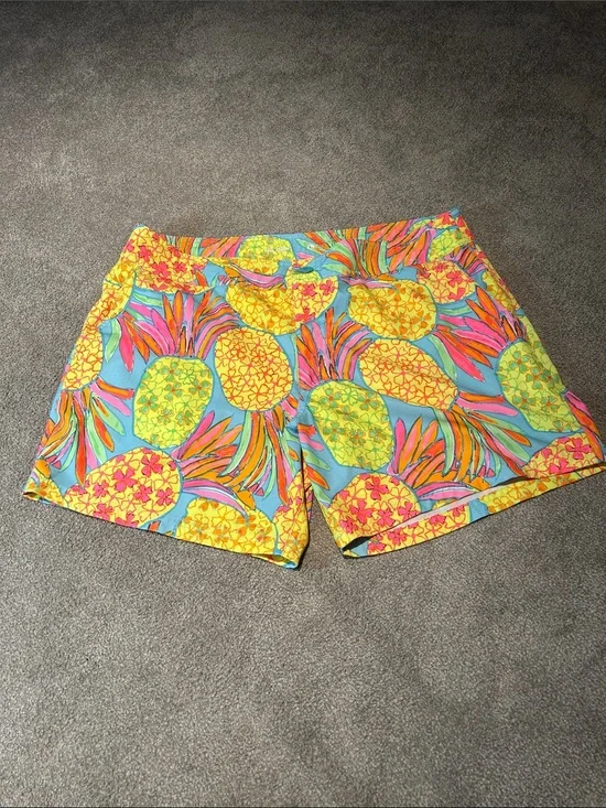 Chubbies ‘The Hooligan’ Neon Pineapple mesh lined trunks / shorts