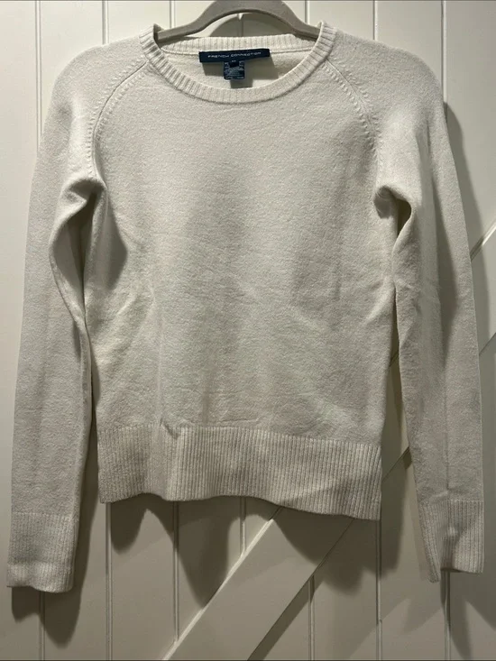 French Connection Cream Crewneck Sweater Medium