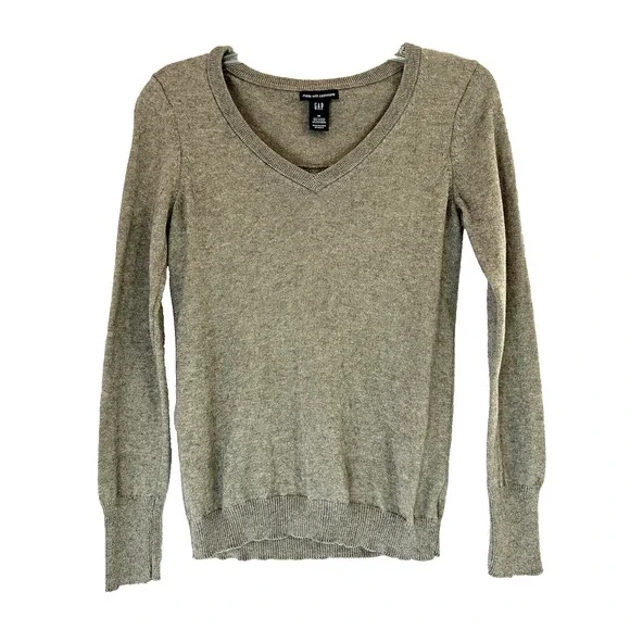 GAP Sweater Women's XS  Brown V Neck Cashmere Blend Oatmeal Pullover Lightweight
