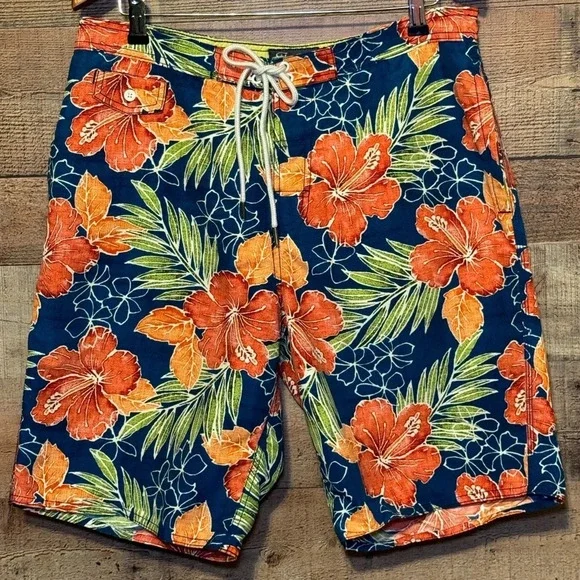 🌻 St. John's Bay Hibiscus Tropical Board Shorts Trunks Men's size M Hawaiian