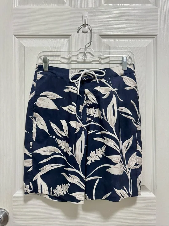 Abercrombie & Fitch Men’s Board Shorts Size 28