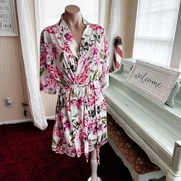 SHOW ME YOUR MUMU Brie garden of blooms robe swim cover bridal robe