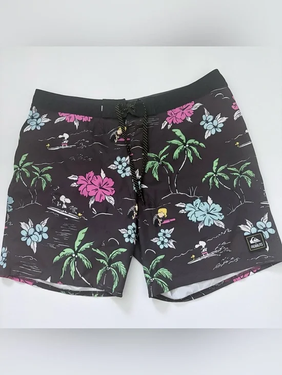 Quiksilver x Peanuts Men's Board Shorts Size 36