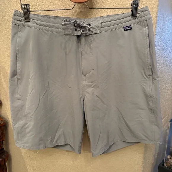 Patagonia Men Light Gray Swim Shorts Size 33