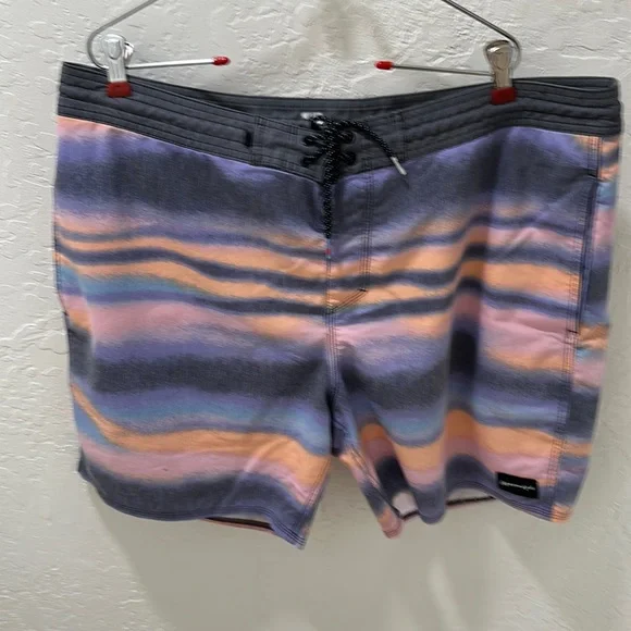 Quicksilver Men’s Striped Patrern Board Shorts