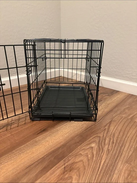 Black Metal Wire Dog Crate Carrier with Removable Tray