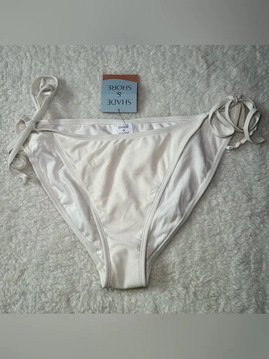 Shade & Shore Women’s Low Rise Cheeky White Bikini Bottoms Large NEW
