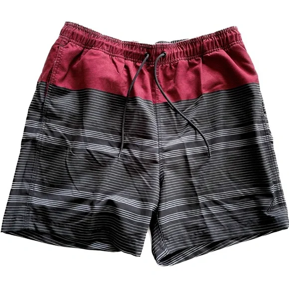 😎 NWOT Men’s Large Nautica Swim trunks with one back & two side pockets