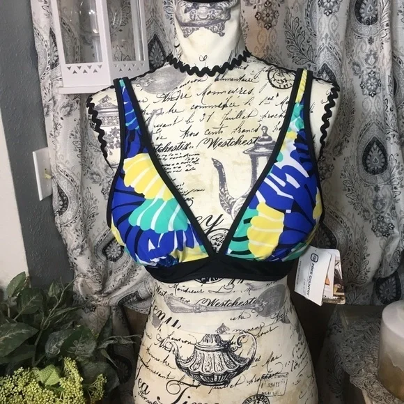 NWT Free Country seashell reversible halterkini