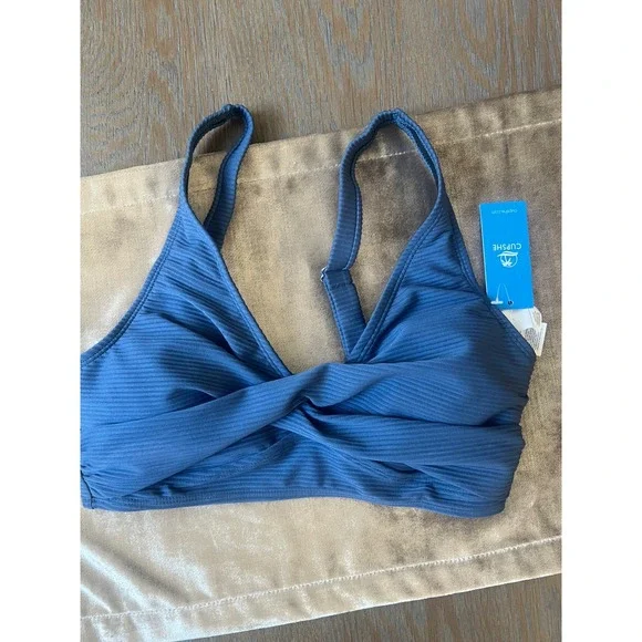 Cupshe Blue Ribbed Twist Front Bikini Top