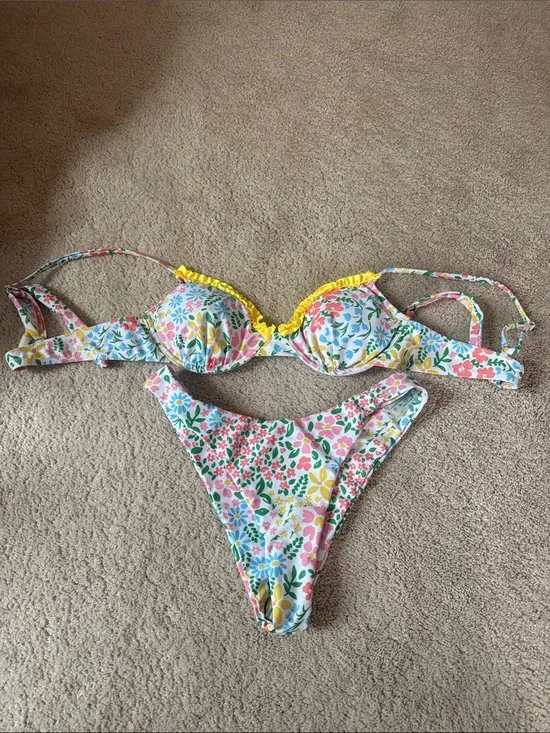 SHEIN Floral Bikini Set - White with Pink, Yellow & Blue Flowers (never worn)