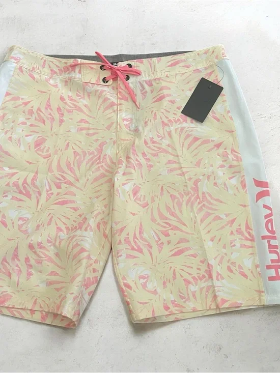 Hurley Men’s Pale Yellow & Pink Palm-Print Board Shorts size 36