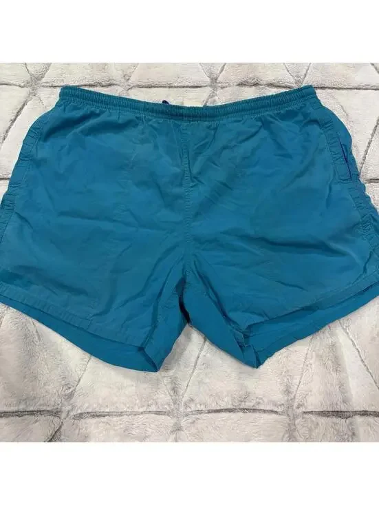 Columbia Men's Medium Blue Nylon Athletic Shorts Comfortable and Lightweight
