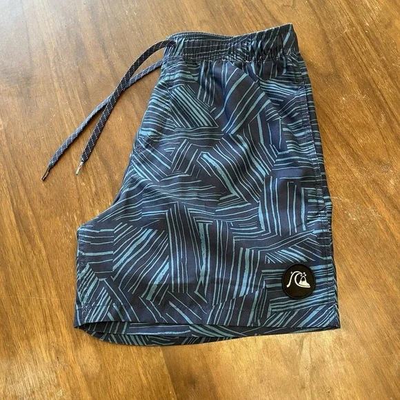 Quiksilver Volley Shorts Mens Medium Psychedelic Surf Swim Trunks Retro PrintAnd