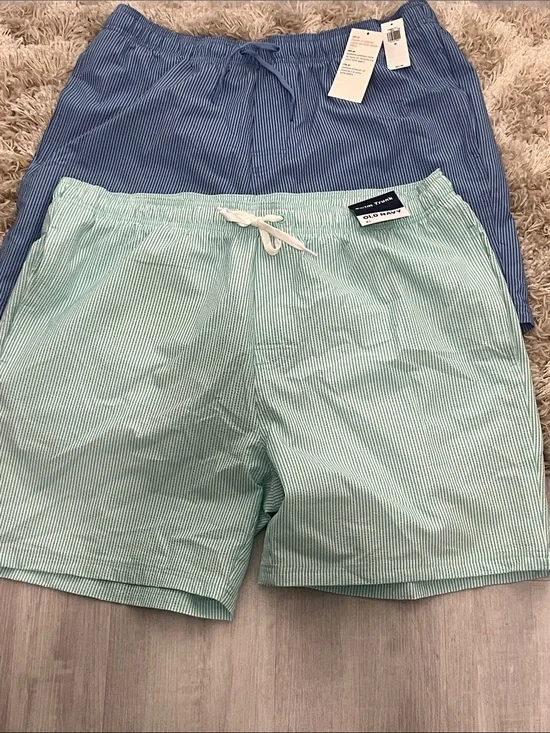 Old Navy Men's Pair of  Seersucker Swim Trunks in Balmy Air and Crayon Blue NWT