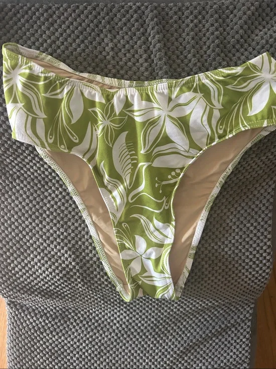 Women’s Green Floral Bikini Bottom