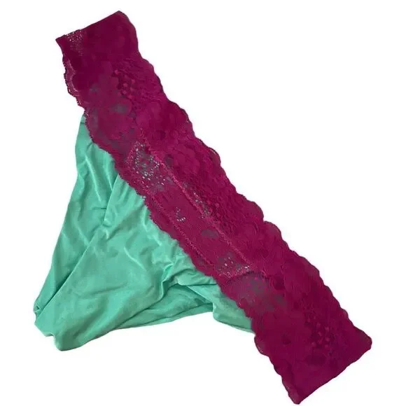 Beach Bunny Lace Bikini Bottom‎