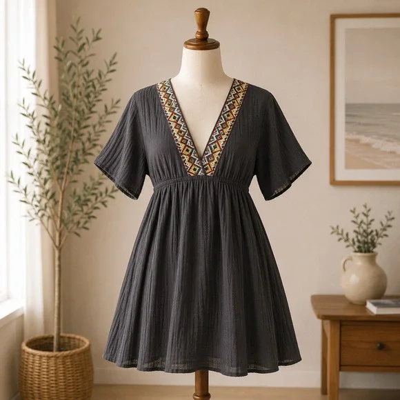 NWT Cupshe Swim Cover Up Dress Womens Small Black Embroidered V-Neck Boho Beach