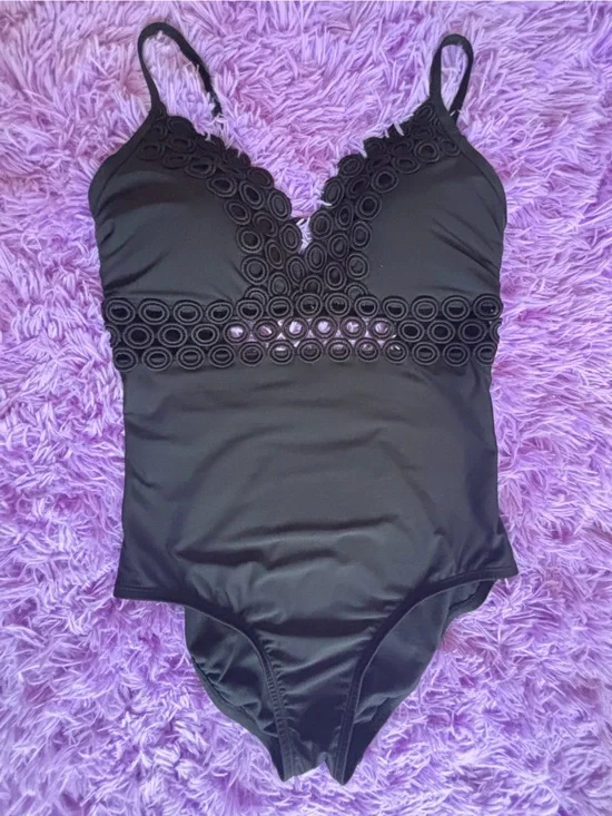 Black One-Piece Swimsuit with Decorative Waist Trim