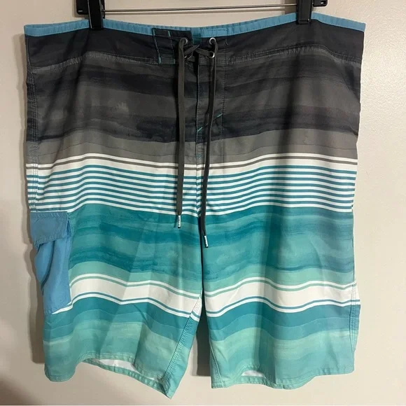 Men’s O’Neill Hyperfreak Heat Stripe Board Shorts Swim Trunks Size 38 Blue Black