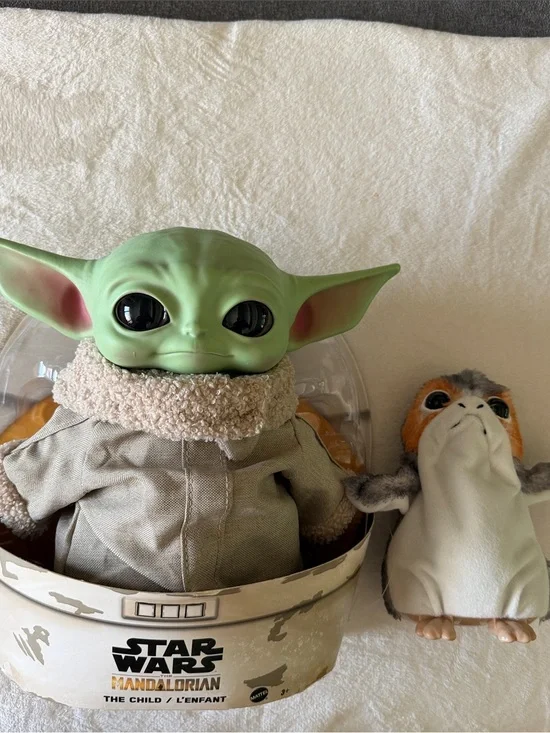 Star Wars Grogu Plush in Green with Tan Outfit and Porg