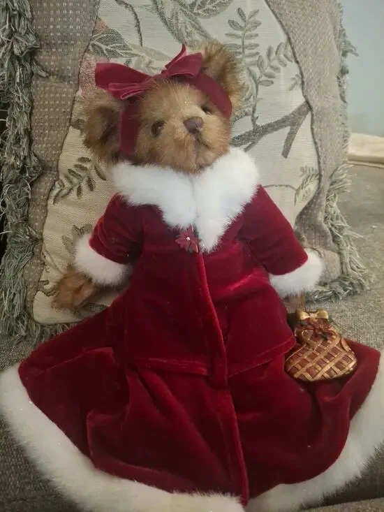 Bearington Collection Christmas Bear Limited Edition 2007 Musical 13 Inch