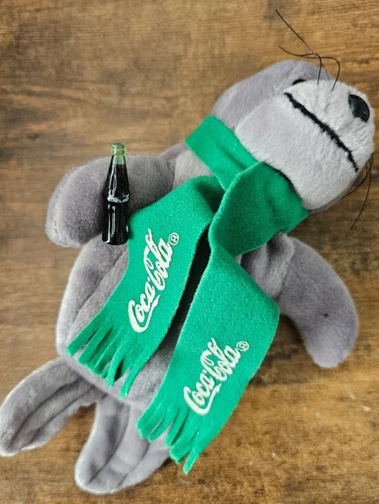 VINTAGE Coca-Cola COKE CUTE SEAL WITH GREEN SCARF 8