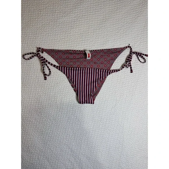 Solid & Striped American Dreamer Reversible Side Tie Bikini Bottom Small?