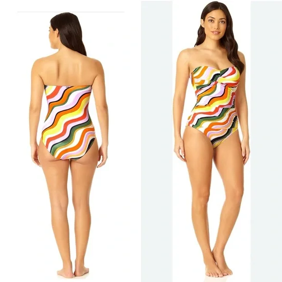 NWT Women's Twist Front Shirred One‎ Piece Swimsuit SIZE 6