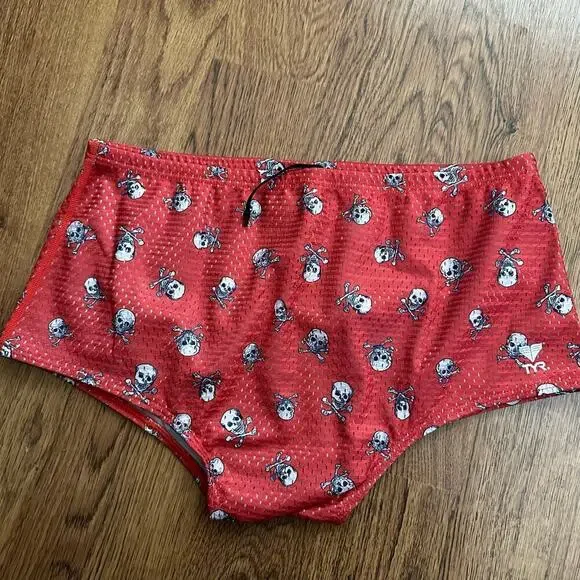 TYR Red White Skull Drawstring Swimming Trunks Size 30 Summer Beachwear