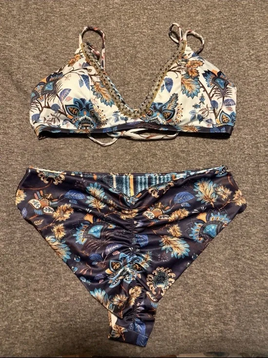 Floral Paisley Two-Piece Bikini Set in Navy and Cream
