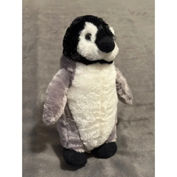Ripley's Aquariums Believe It or Not Penguin Chick Plush Stuffed Animal Grey 9