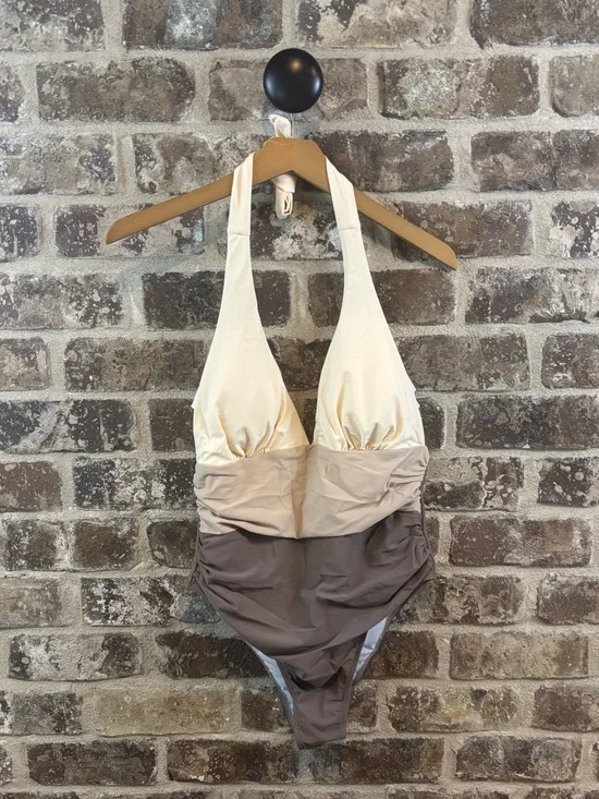 Cupshe Colorblock Halter One-Piece Swimsuit in Cream, Tan, and Brown Size L