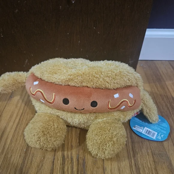 NWT Henry the Hotdog 🌭 SnackBumz 7.5