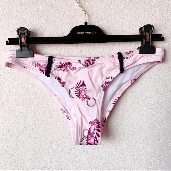 NWOT Oakley bikini bottoms