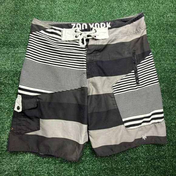 VTG Y2K SURF Zoo York Mens Board Shorts Size 36 Black Grey Striped Surf Trunks