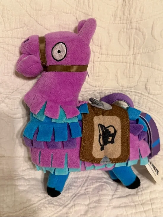 3 for$5✨Fortnite 7” Loot Llama Pinata Plush