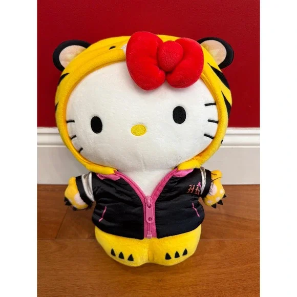 Kidrobot Hello Kitty Tiger Plush Yellow‎ Black Bomber Jacket 12