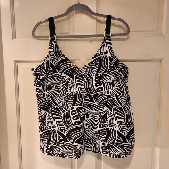 Christina Tankini Top Black & White 3X‎
