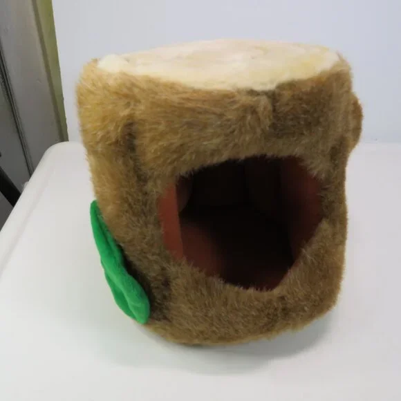 Plush Tree Stump Stand 6