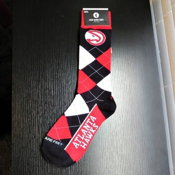 NWT For Bare Feet NBA Atlanta‎ Hawks Socks Men's Size 5-12