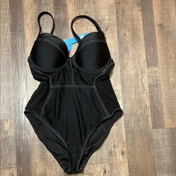 Cupshe Black Women's Swimwear 0X one‎ piece beach swimming sun vacation resort