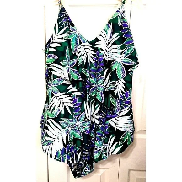 Sea & Sand Beachwear 24W One Piece Tropical Print Ruffled Swimsuit Thin Straps