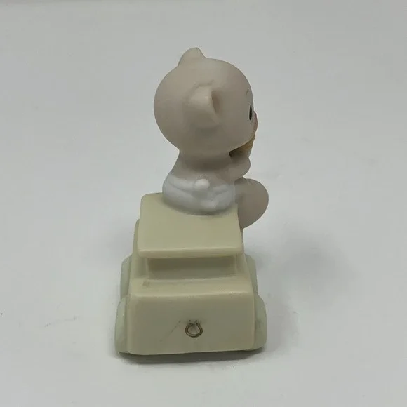 Precious Moments Birthday Train May Your Birthday Be Warm NEWBORN BABY Bear 1985