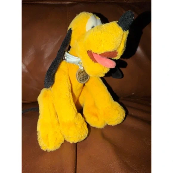 Disney Dream Friends Pluto Plush Walt Disney World Jeweled‎ Collar Dog Tag Toy