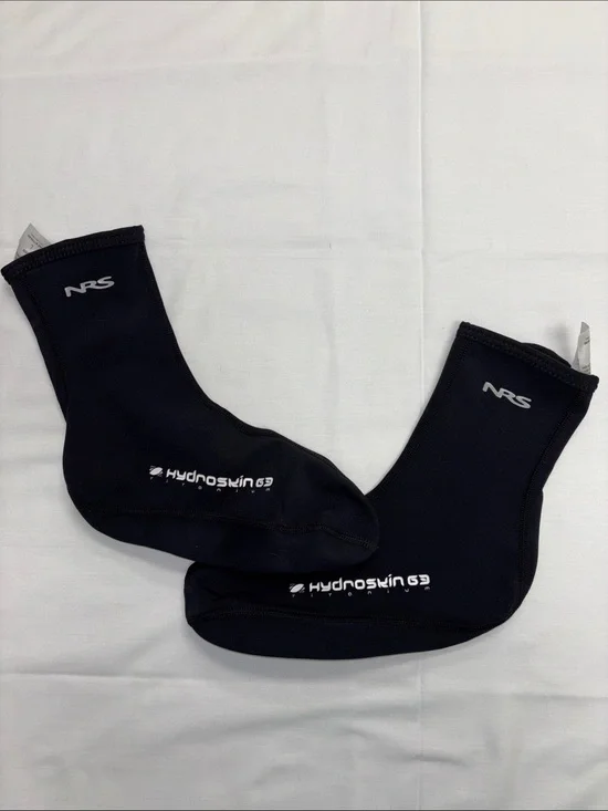 NRS Hydroskin titanium 0.5mm Black Neoprene Socks L (unisex, men’s m?)